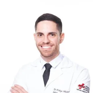 Dr. Felipe Medeiros - Clínica Salvata
