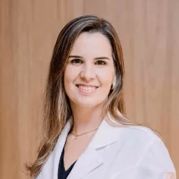 Dra. Sara Arcanjo - Clínica Salvata